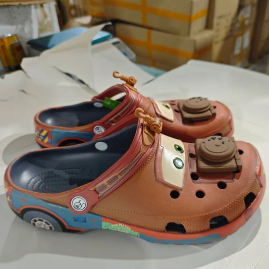 Mater Crocs